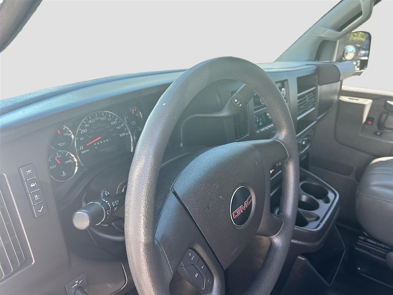 GMC Savana Cargo Van RWD 2500 135" 2019