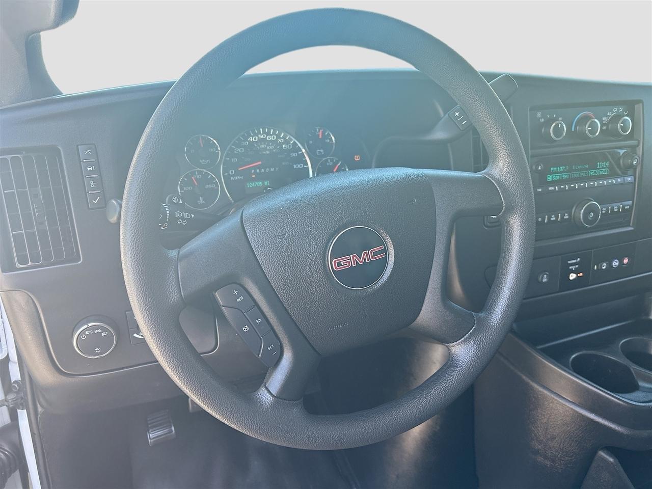 GMC Savana Cargo Van RWD 2500 135" 2019