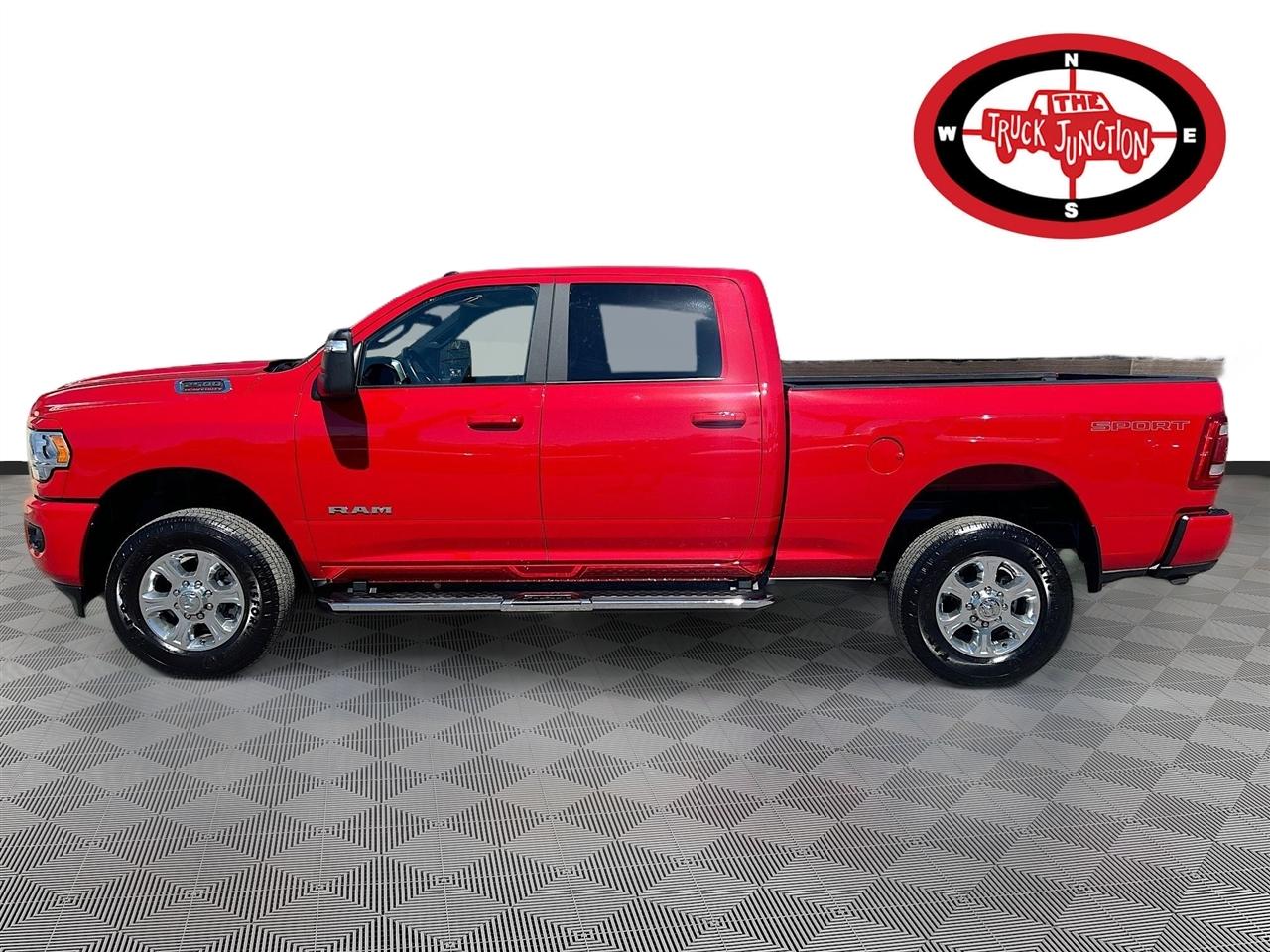 RAM 2500 Big Horn 4x4 Crew Cab 6'4" Box 2024