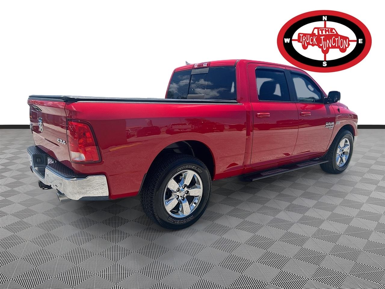 RAM 1500 Classic Big Horn 4x4 Crew Cab 6'4" Box 2019