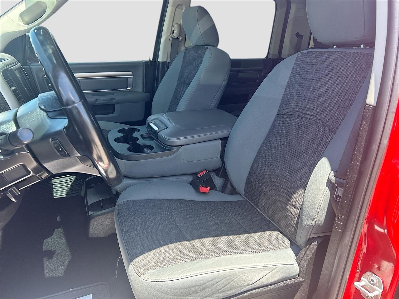 RAM 1500 Classic Big Horn 4x4 Crew Cab 6'4" Box 2019
