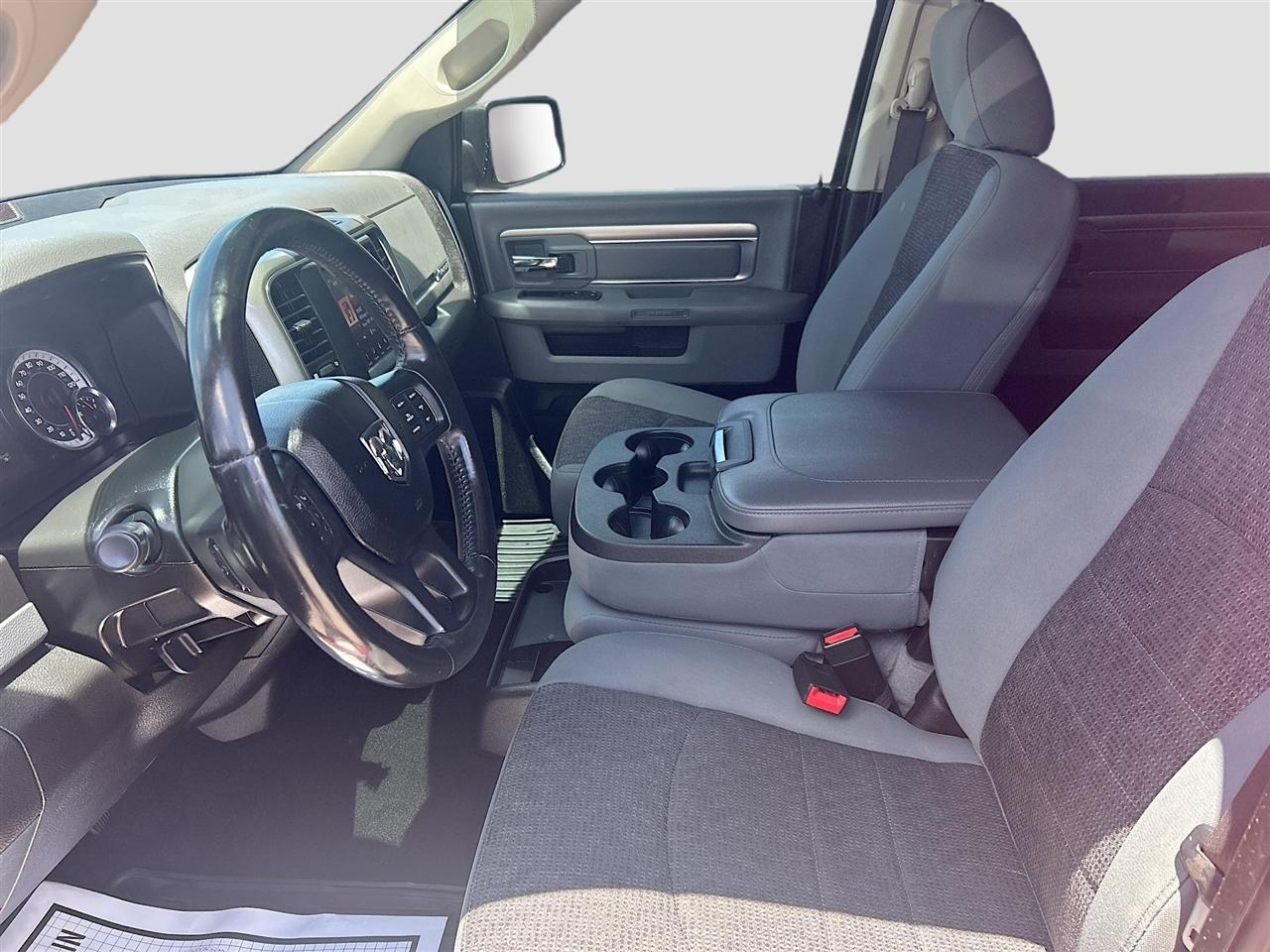 RAM 1500 Classic Big Horn 4x4 Crew Cab 6'4" Box 2019