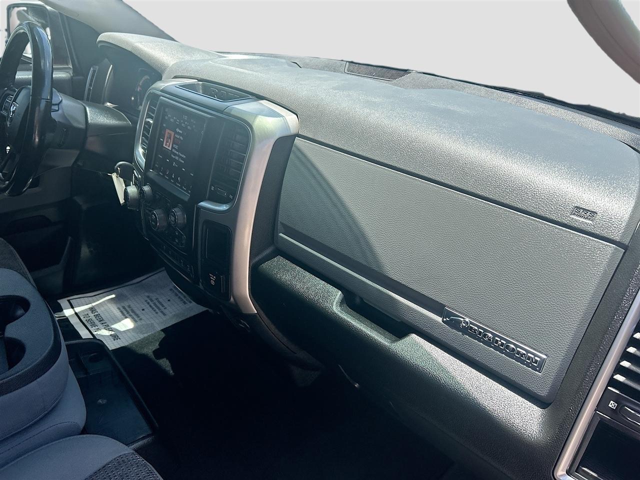 RAM 1500 Classic Big Horn 4x4 Crew Cab 6'4" Box 2019