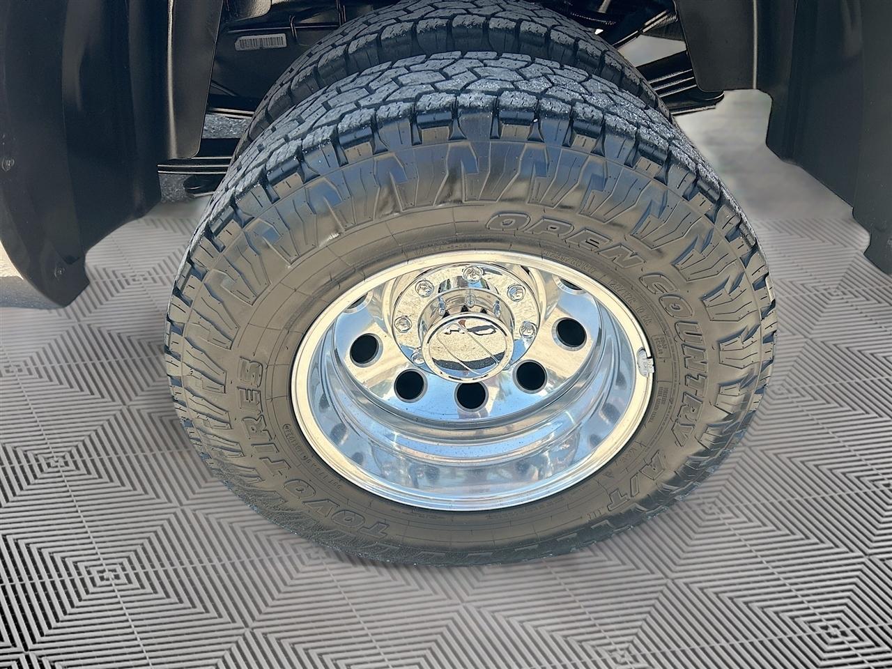 RAM 3500 Laramie 4x4 Crew Cab 8' Box 2018