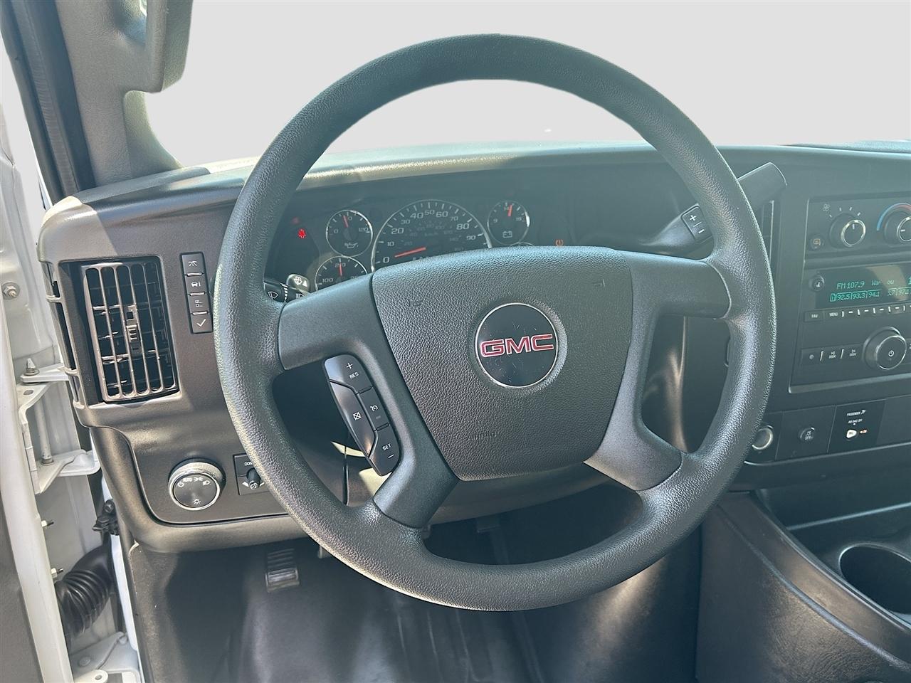 GMC Savana Cargo Van RWD 2500 135" 2023