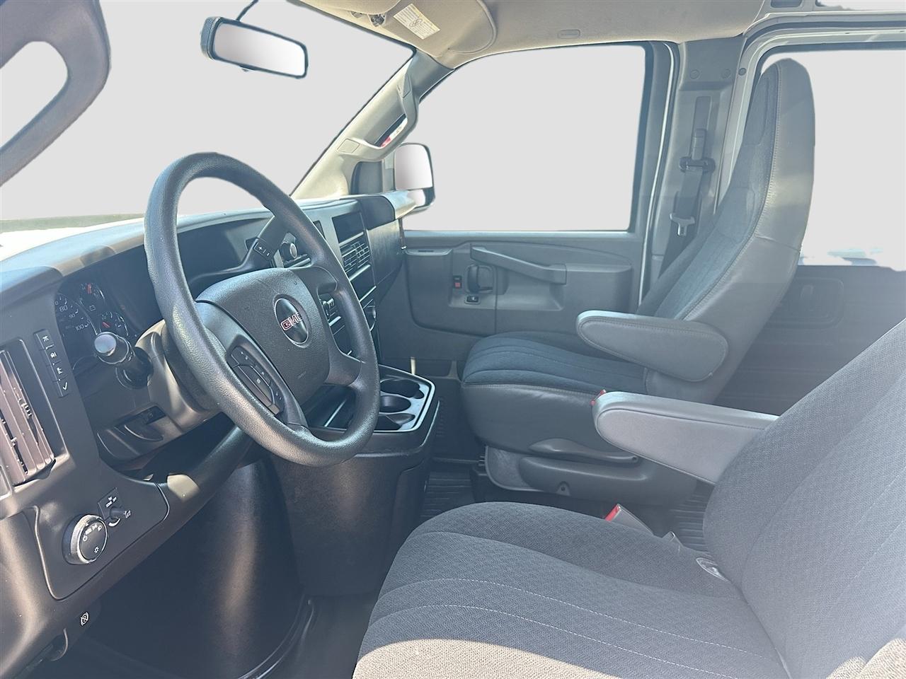 GMC Savana Cargo Van RWD 2500 135" 2023