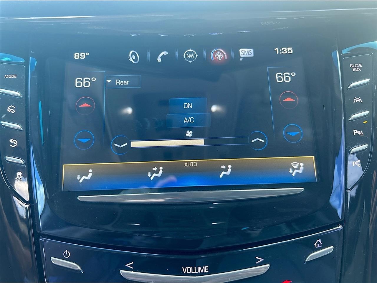 Cadillac Escalade 2WD 4dr Luxury 2019