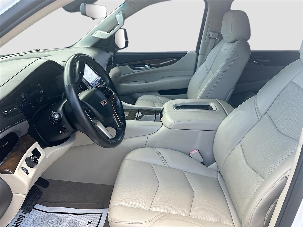 Cadillac Escalade 2WD 4dr Luxury 2019