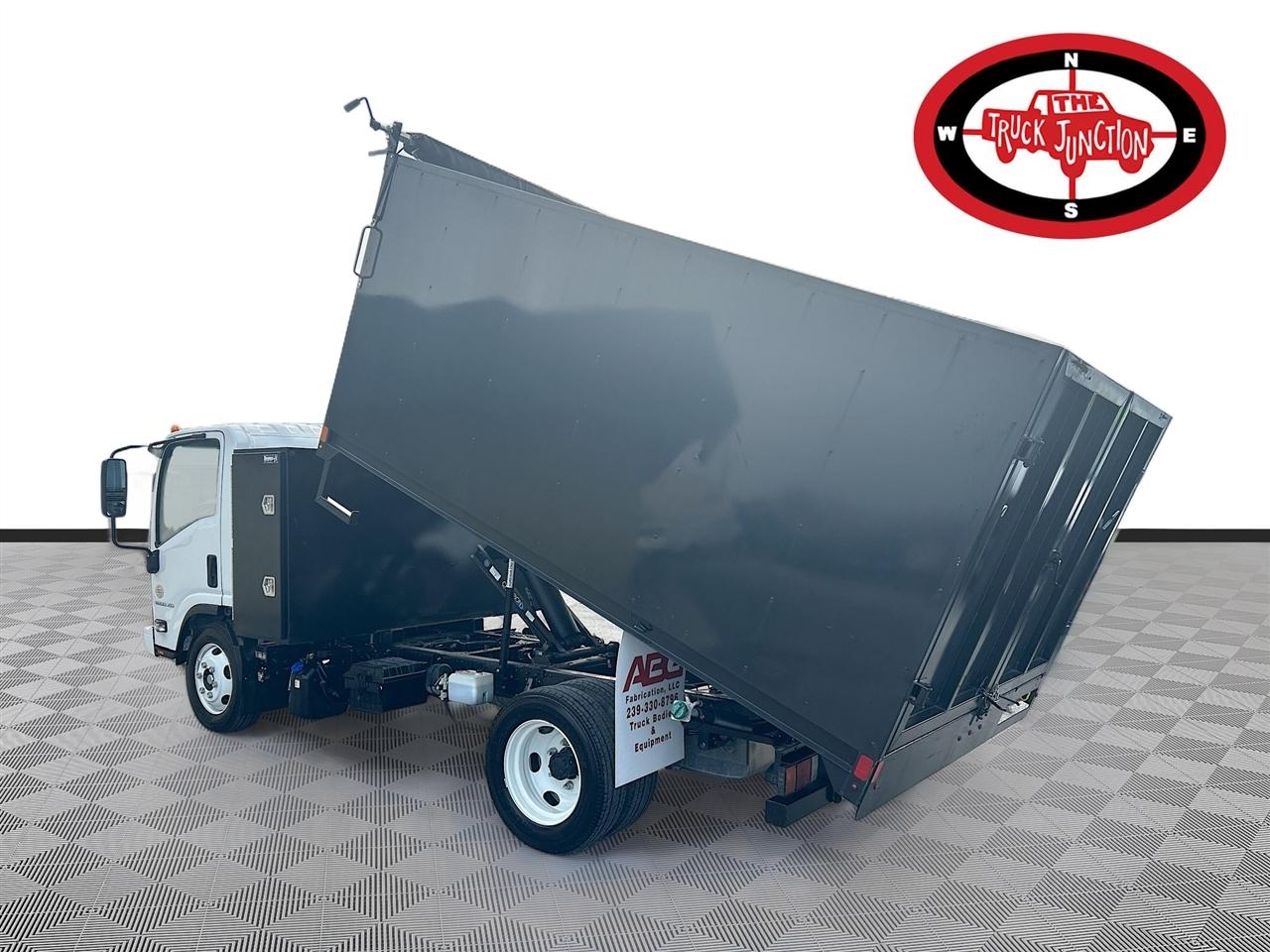 Chevrolet 5500XD LCF Diesel 2WD Reg Cab 132.5" 2023