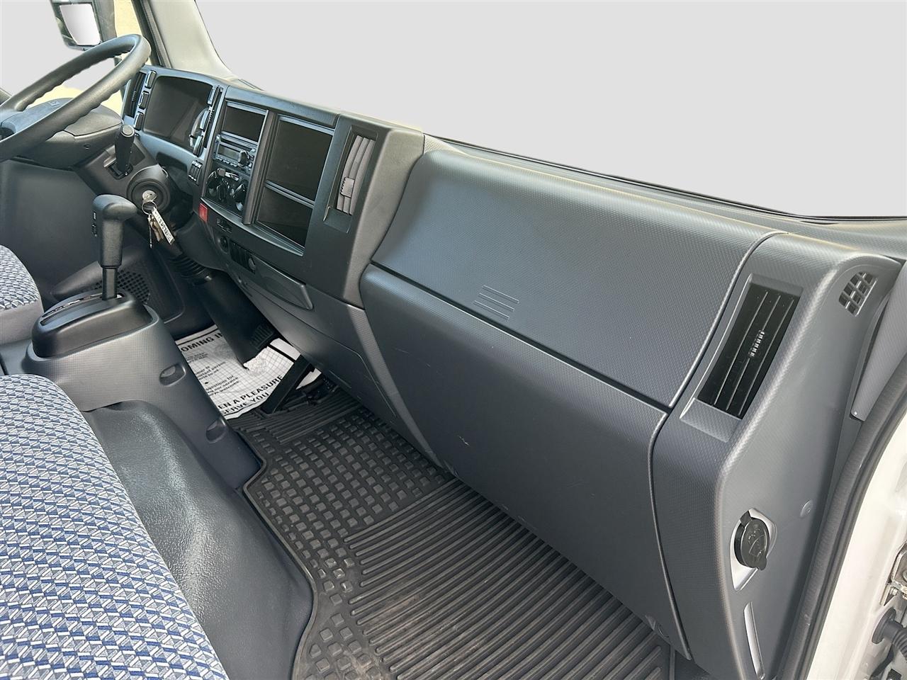 Chevrolet 5500XD LCF Diesel 2WD Reg Cab 132.5" 2023