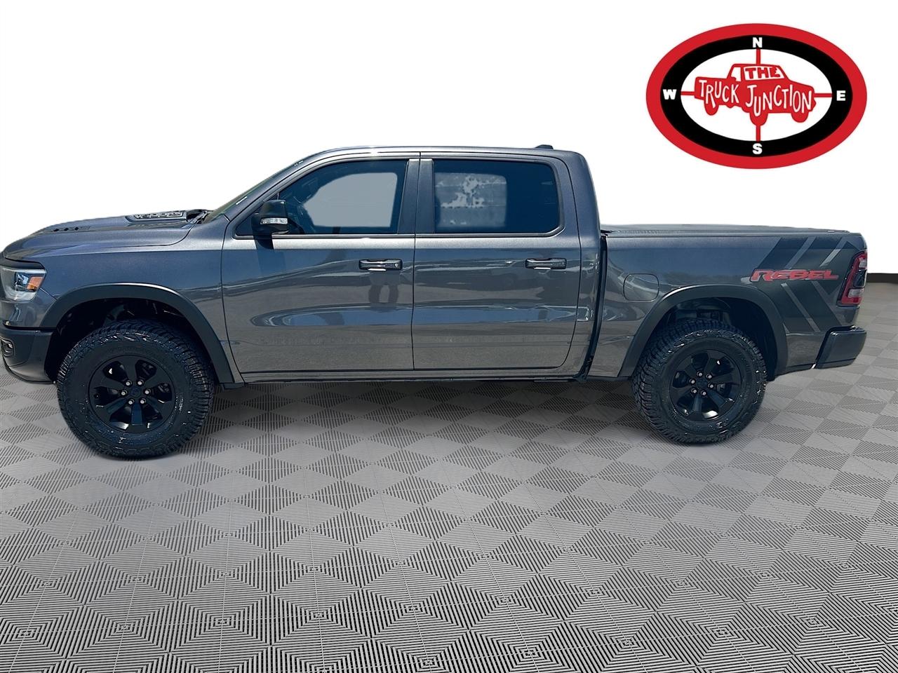 RAM 1500 Rebel 4x4 Crew Cab 5'7" Box 2019