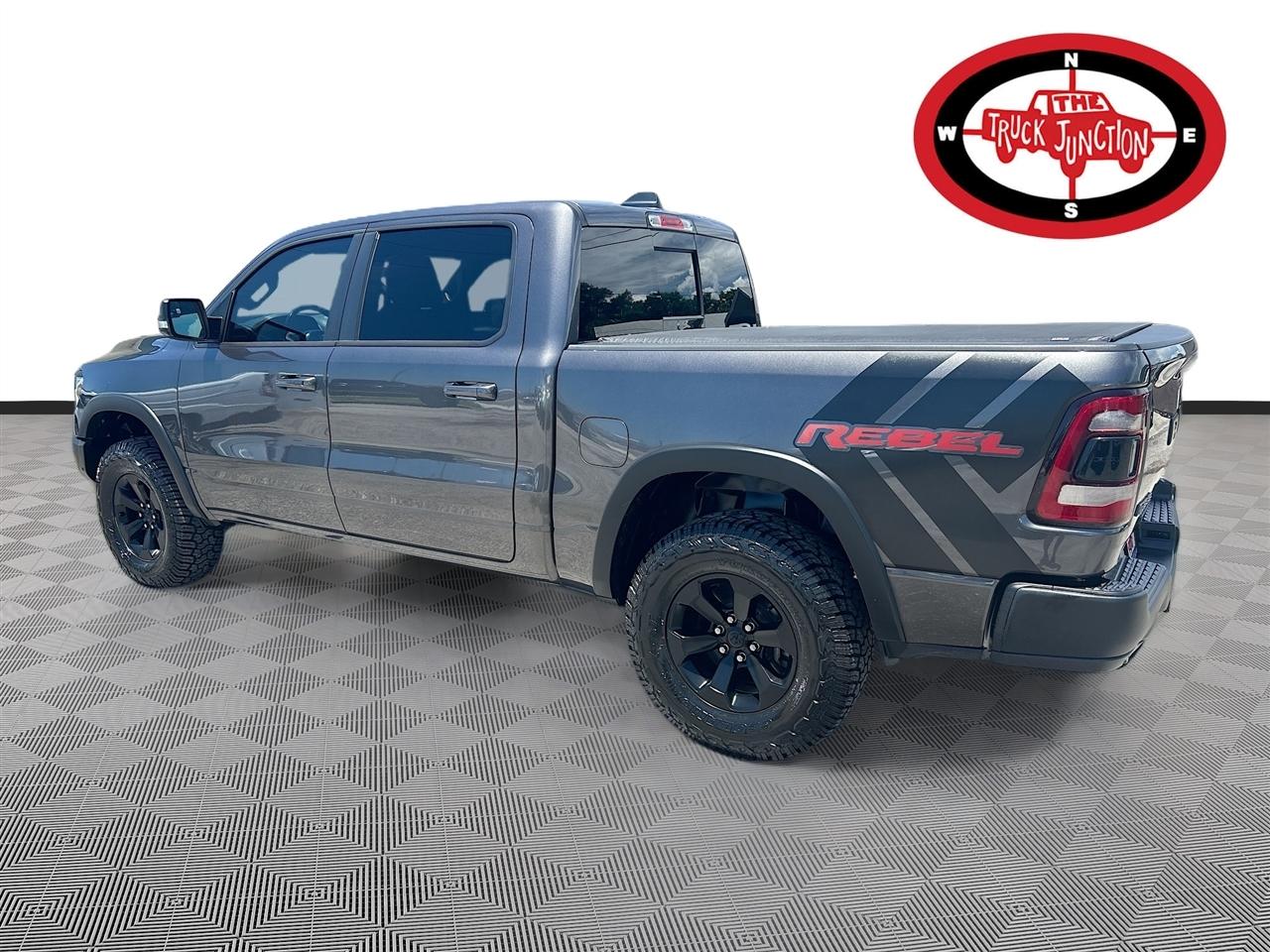 RAM 1500 Rebel 4x4 Crew Cab 5'7" Box 2019