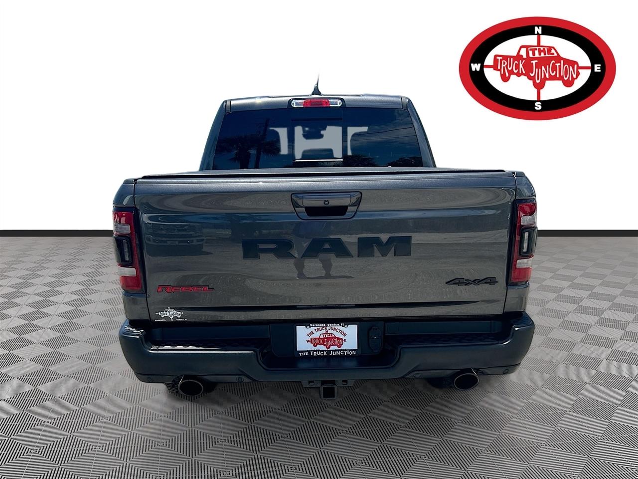RAM 1500 Rebel 4x4 Crew Cab 5'7" Box 2019
