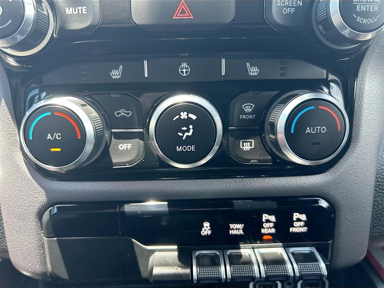 RAM 1500 Rebel 4x4 Crew Cab 5'7" Box 2019