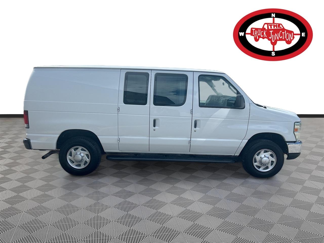 Ford Econoline Cargo Van E-250 Recreational 2012