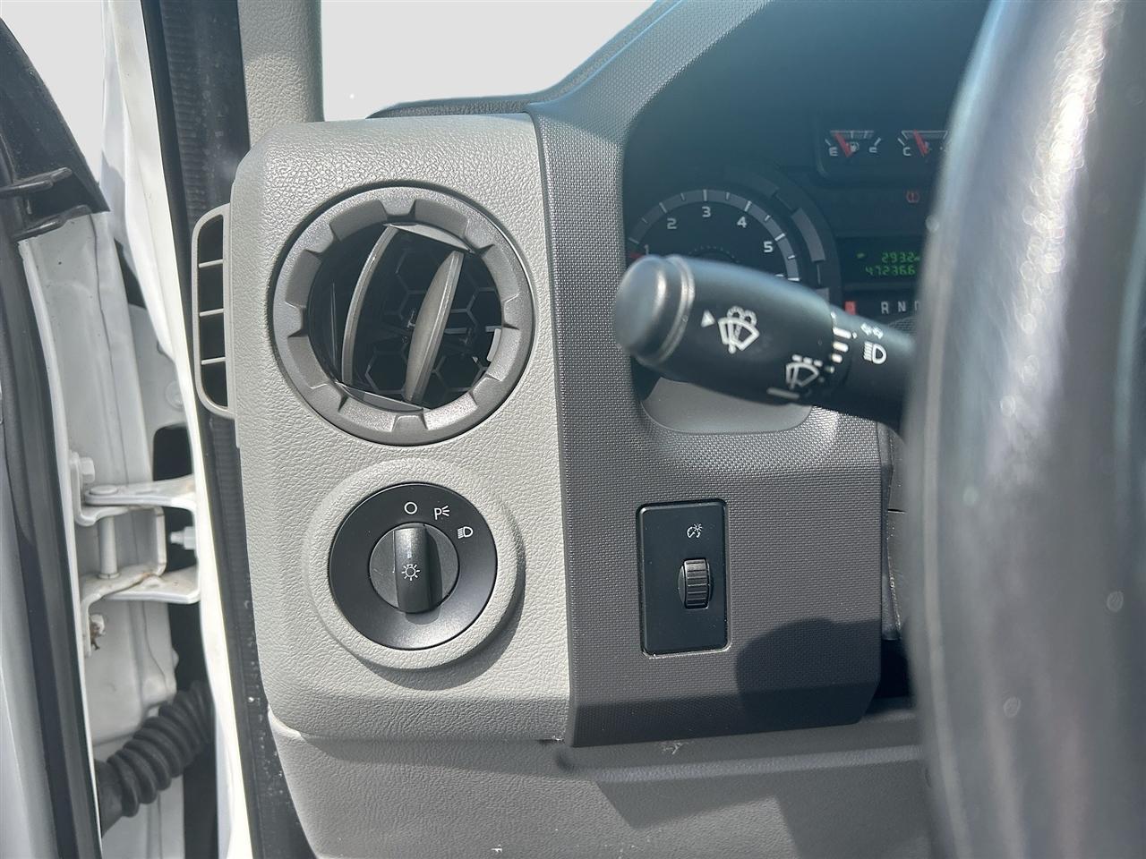 Ford Econoline Cargo Van E-250 Recreational 2012
