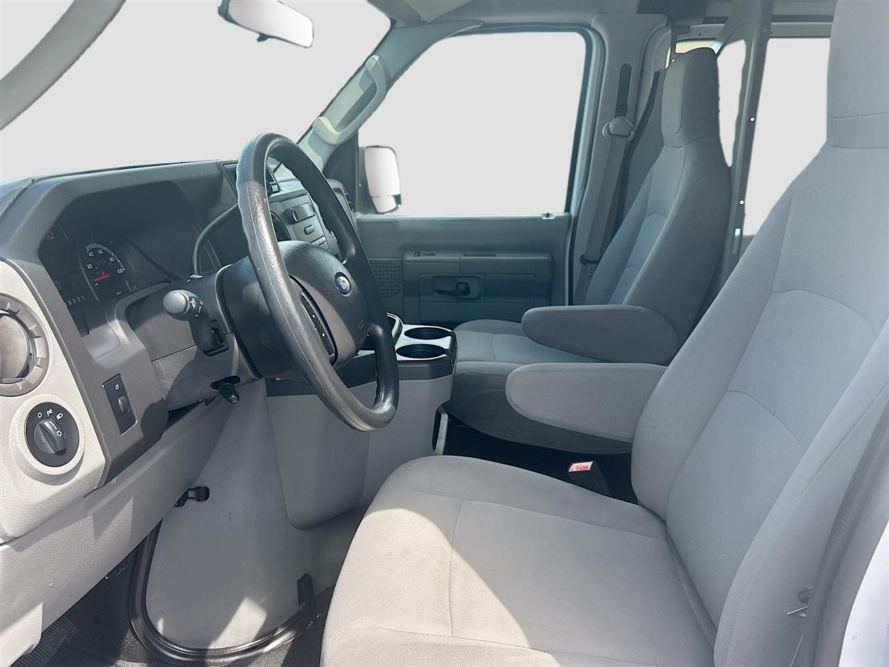Ford Econoline Cargo Van E-250 Recreational 2012