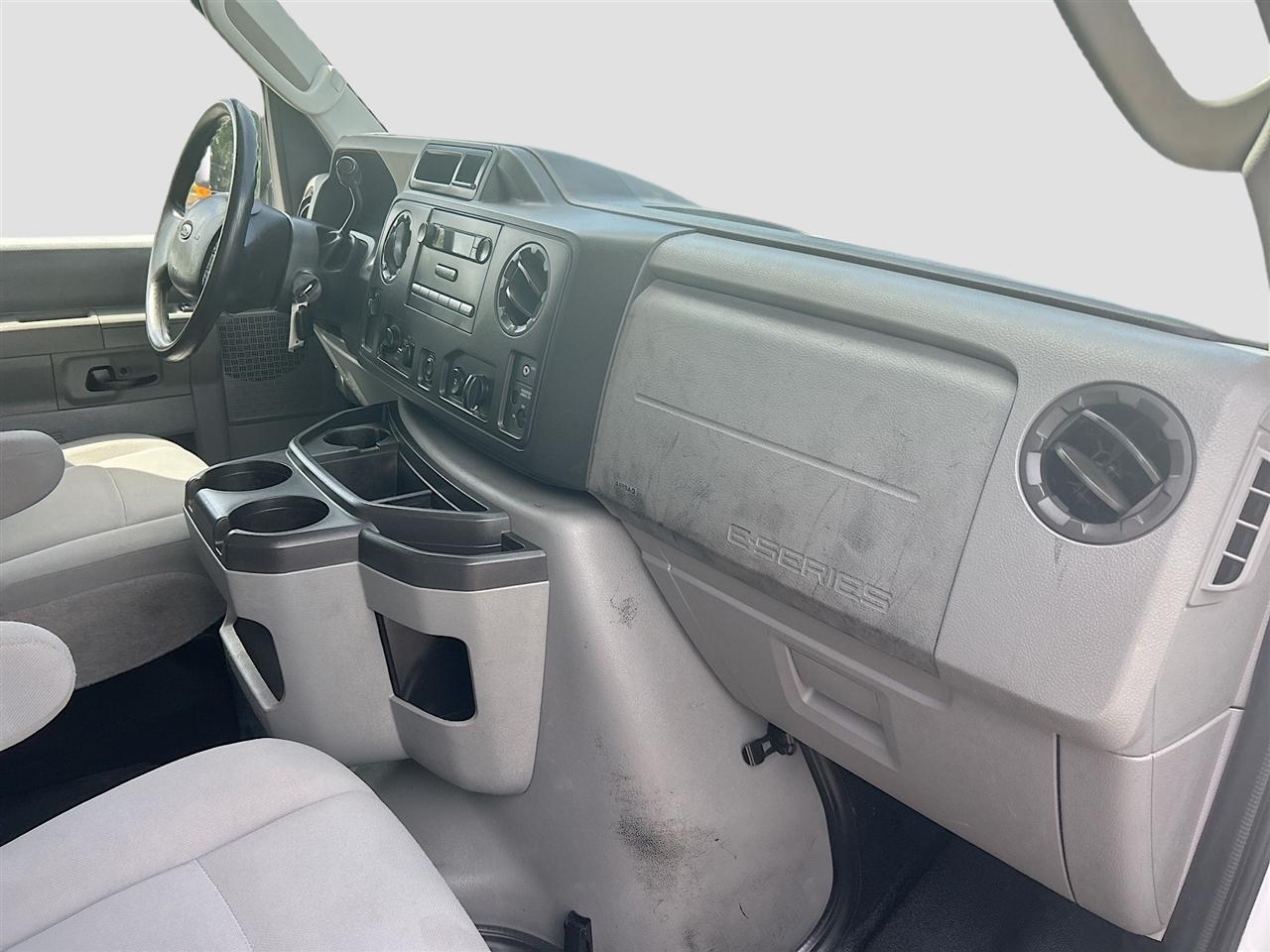 Ford Econoline Cargo Van E-250 Recreational 2012