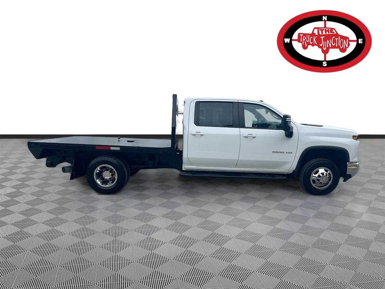 Chevrolet Silverado 3500HD CC 4WD Crew Cab 177" WB, 60" CA LT 2024