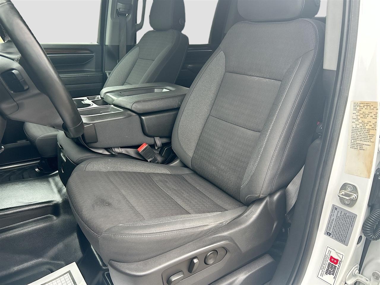 Chevrolet Silverado 3500HD CC 4WD Crew Cab 177" WB, 60" CA LT 2024