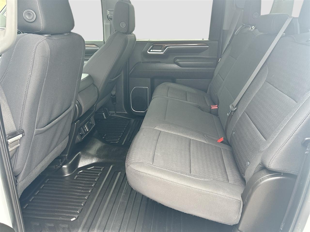 Chevrolet Silverado 3500HD CC 4WD Crew Cab 177" WB, 60" CA LT 2024