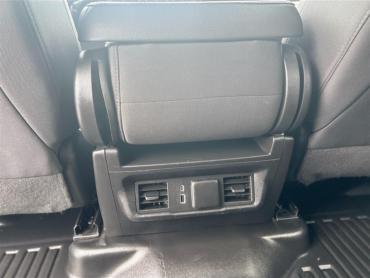 Chevrolet Silverado 3500HD CC 4WD Crew Cab 177" WB, 60" CA LT 2024