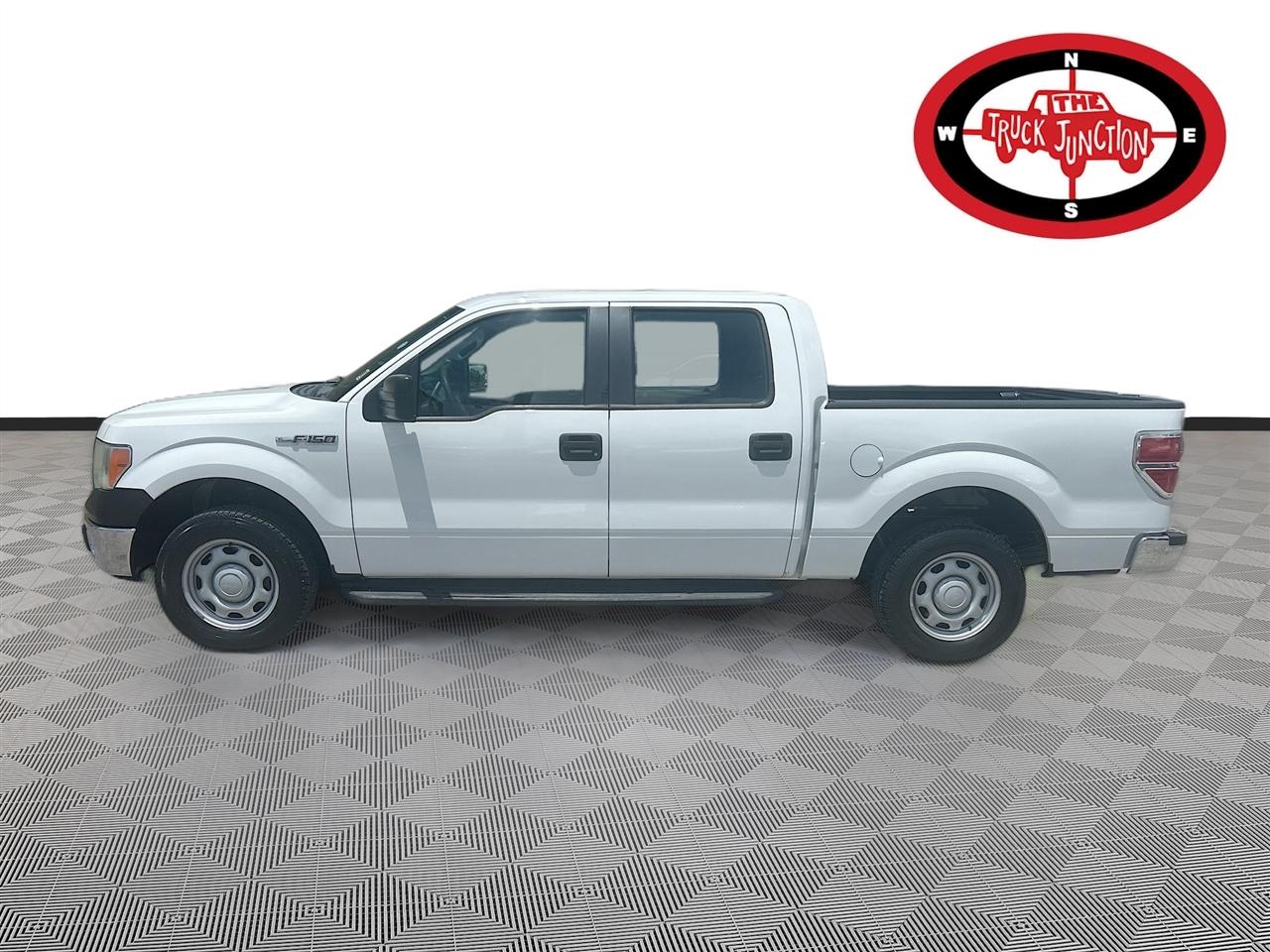 Ford F-150 2WD SuperCrew 145" XLT 2014