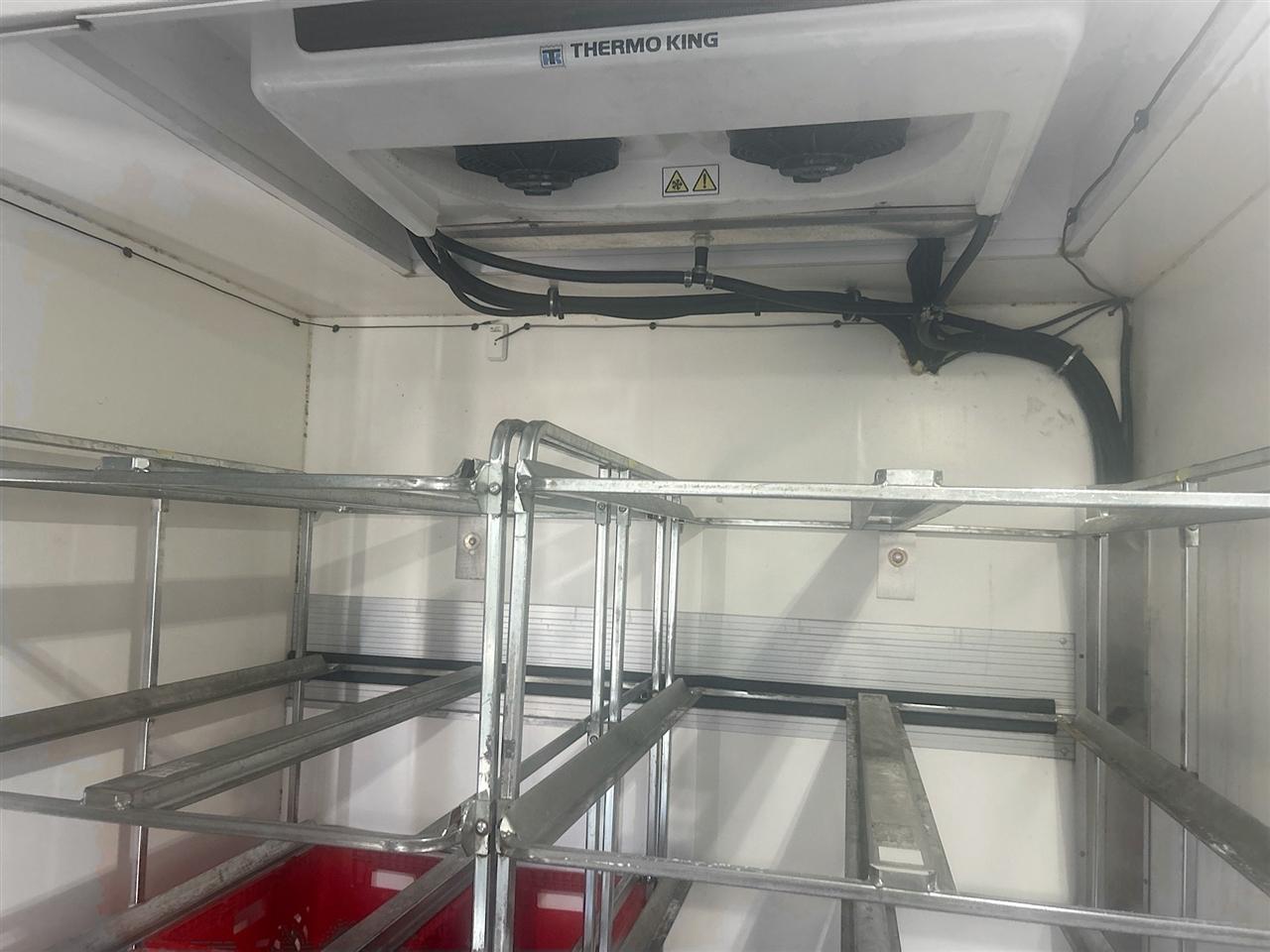 Ford E-Series Cutaway E-350 SRW 138" WB 2023
