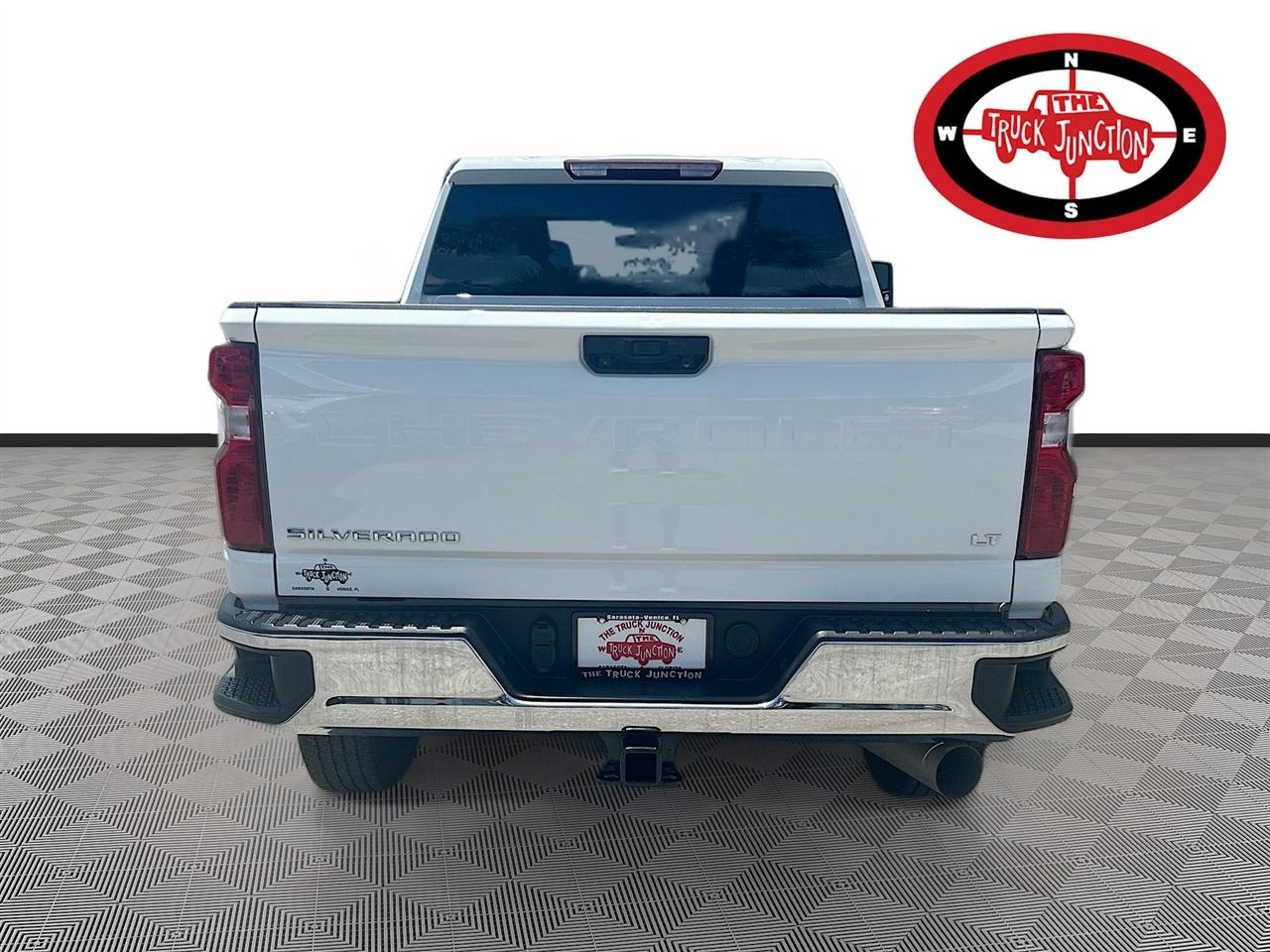 Chevrolet Silverado 2500HD 4WD Crew Cab 159" LT 2023