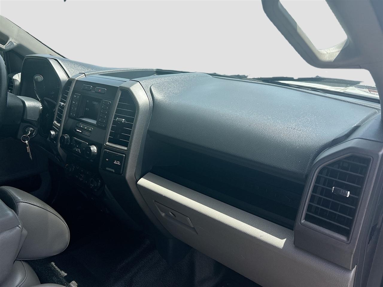 Ford Super Duty F-250 SRW XL 2WD SuperCab 6.75' Box 2022