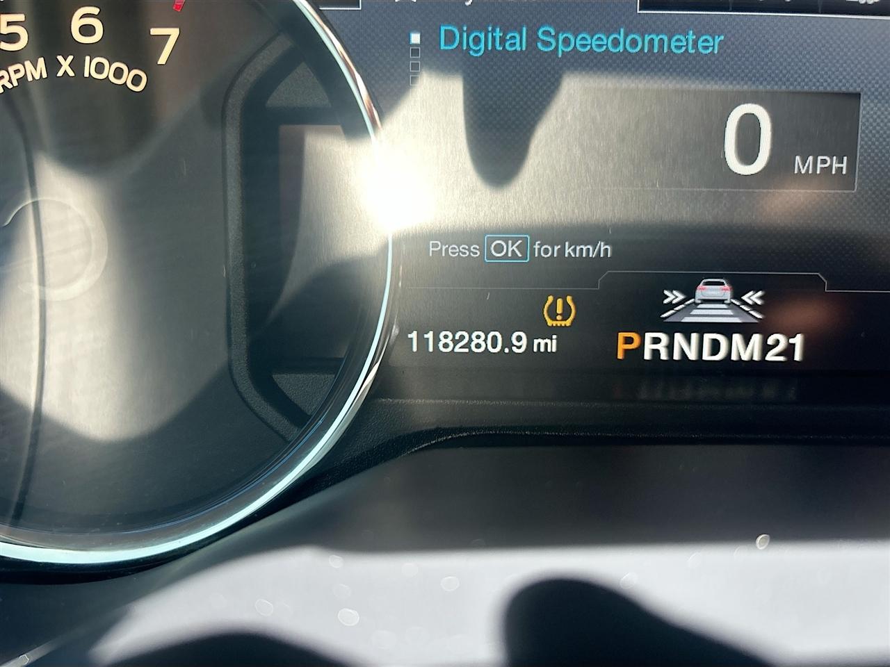 Ford F-150 4WD SuperCrew 145" Platinum 2015