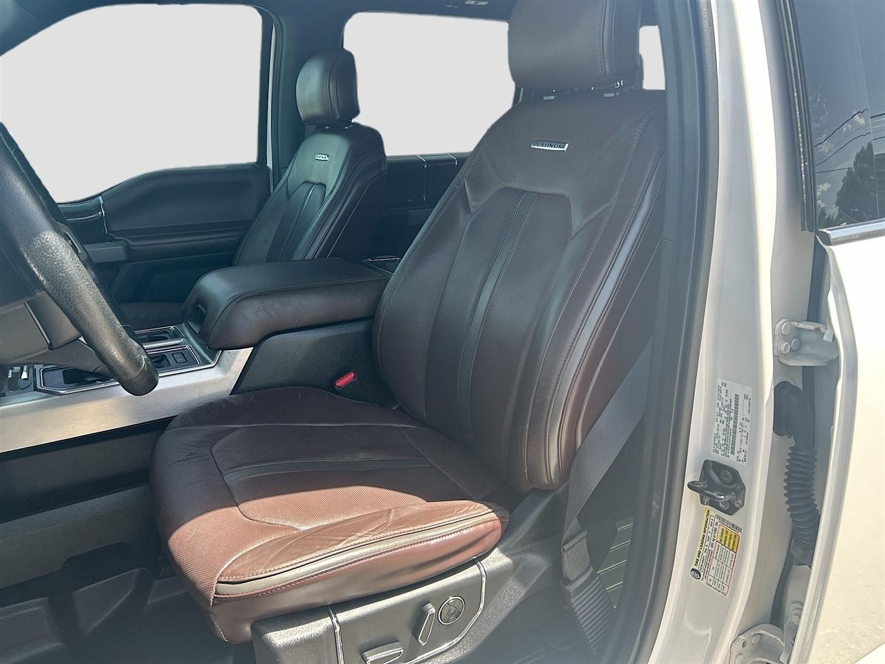 Ford F-150 4WD SuperCrew 145" Platinum 2015