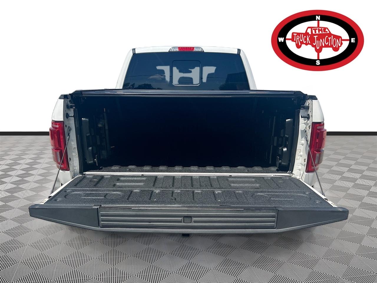 Ford F-150 4WD SuperCrew 145" Platinum 2015