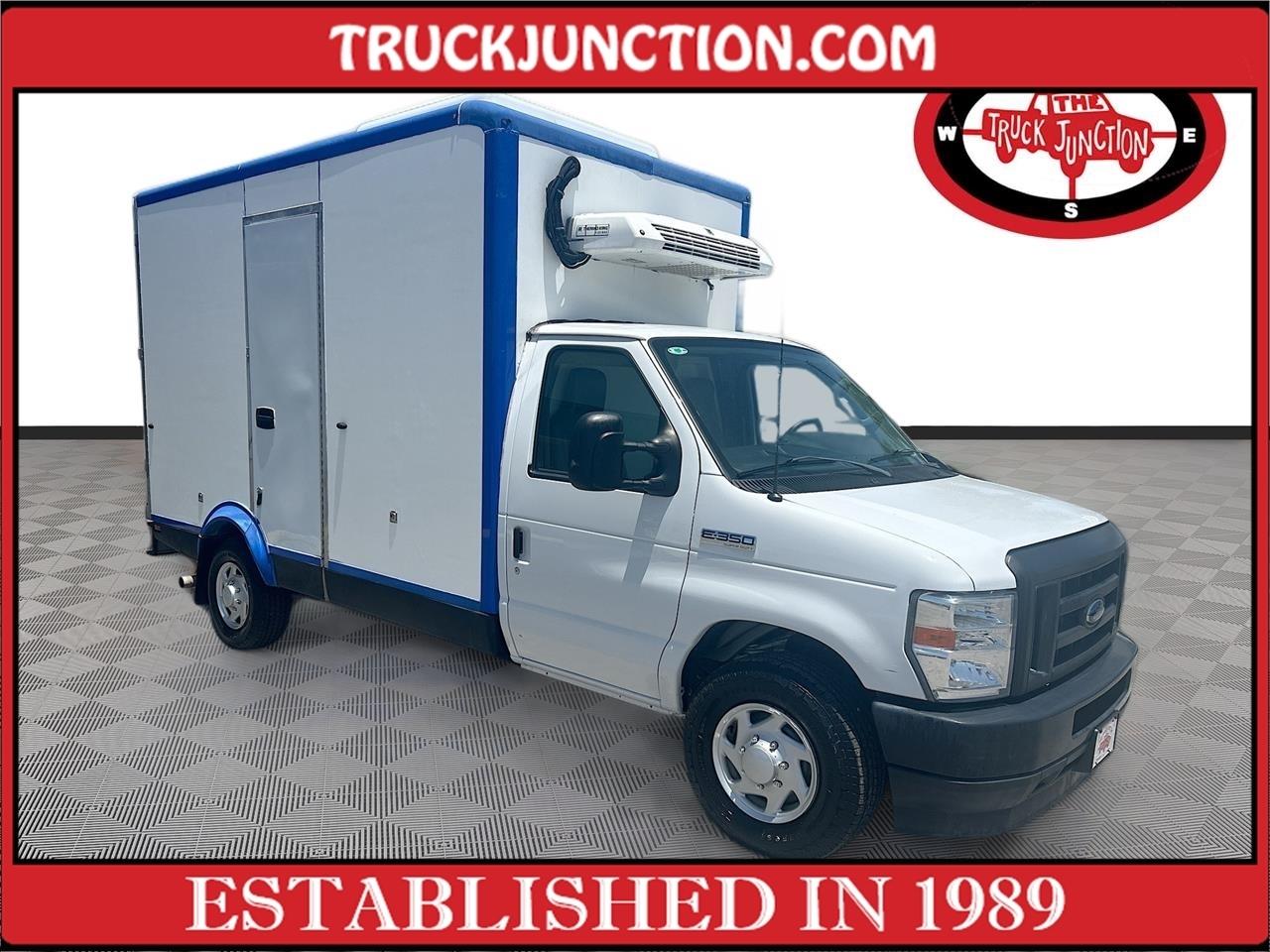 Ford E-Series Cutaway E-350 SRW 138" WB 2023