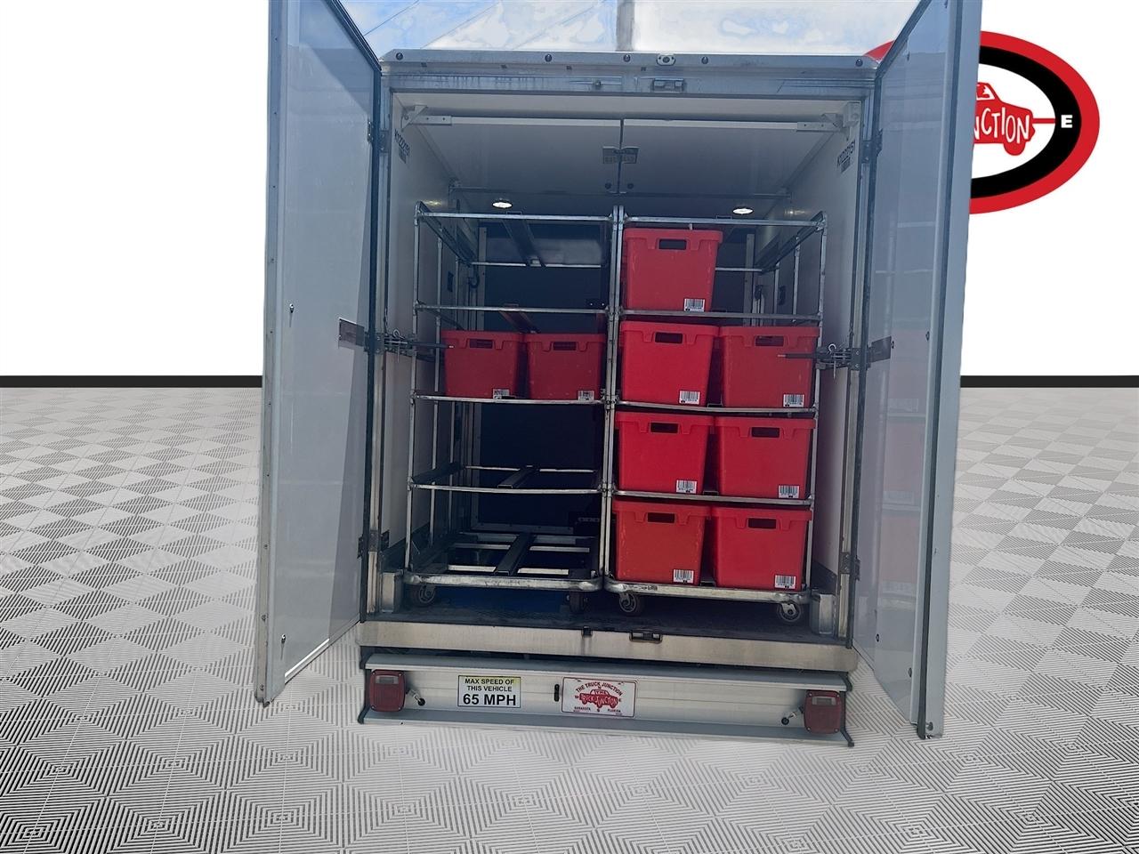 Ford E-Series Cutaway E-350 SRW 138" WB 2023
