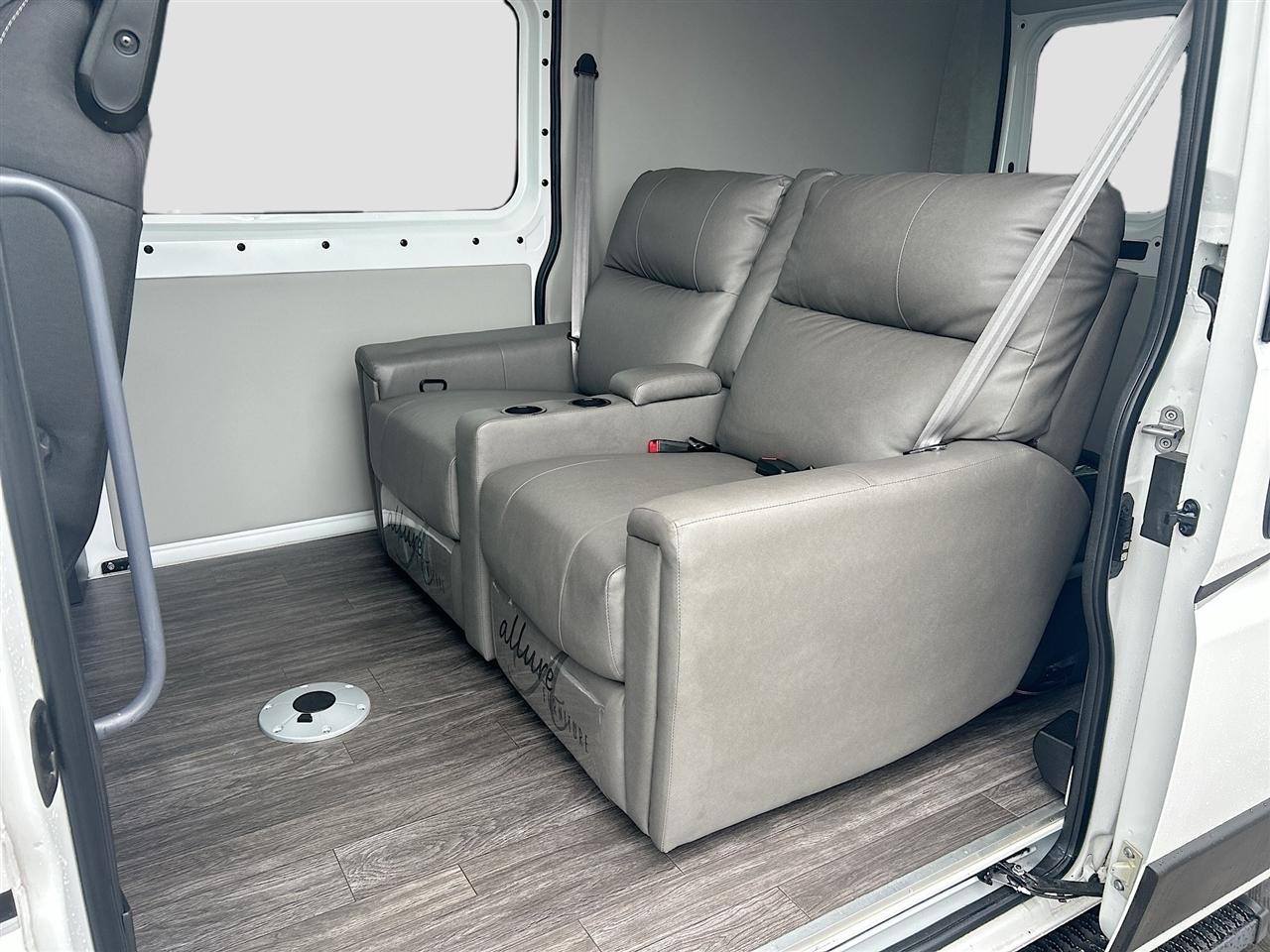 RAM ProMaster Cargo Van 1500 High Roof 136" WB 2023