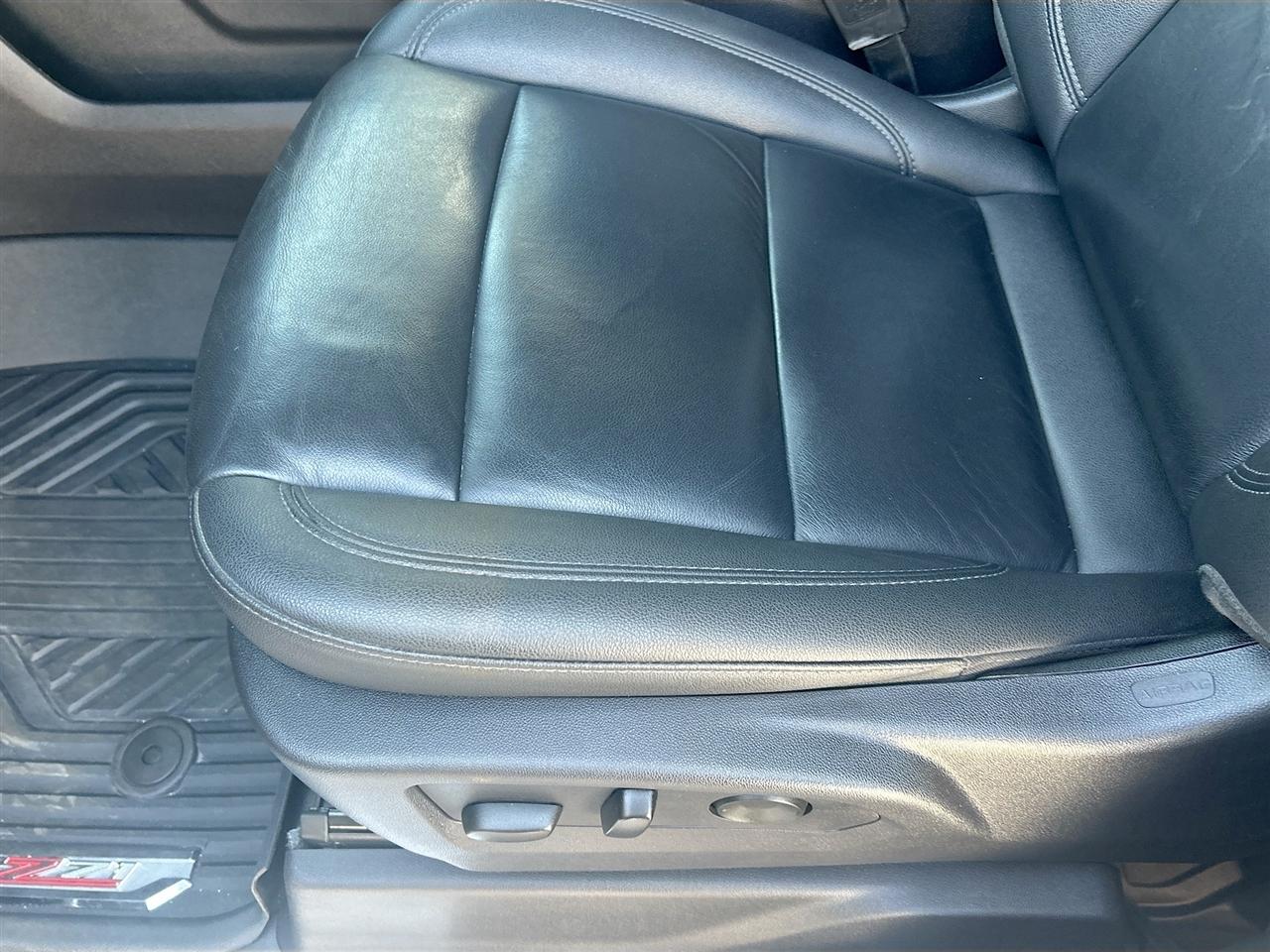 Chevrolet Silverado 1500 4WD Crew Cab 147" LT Trail Boss 2024