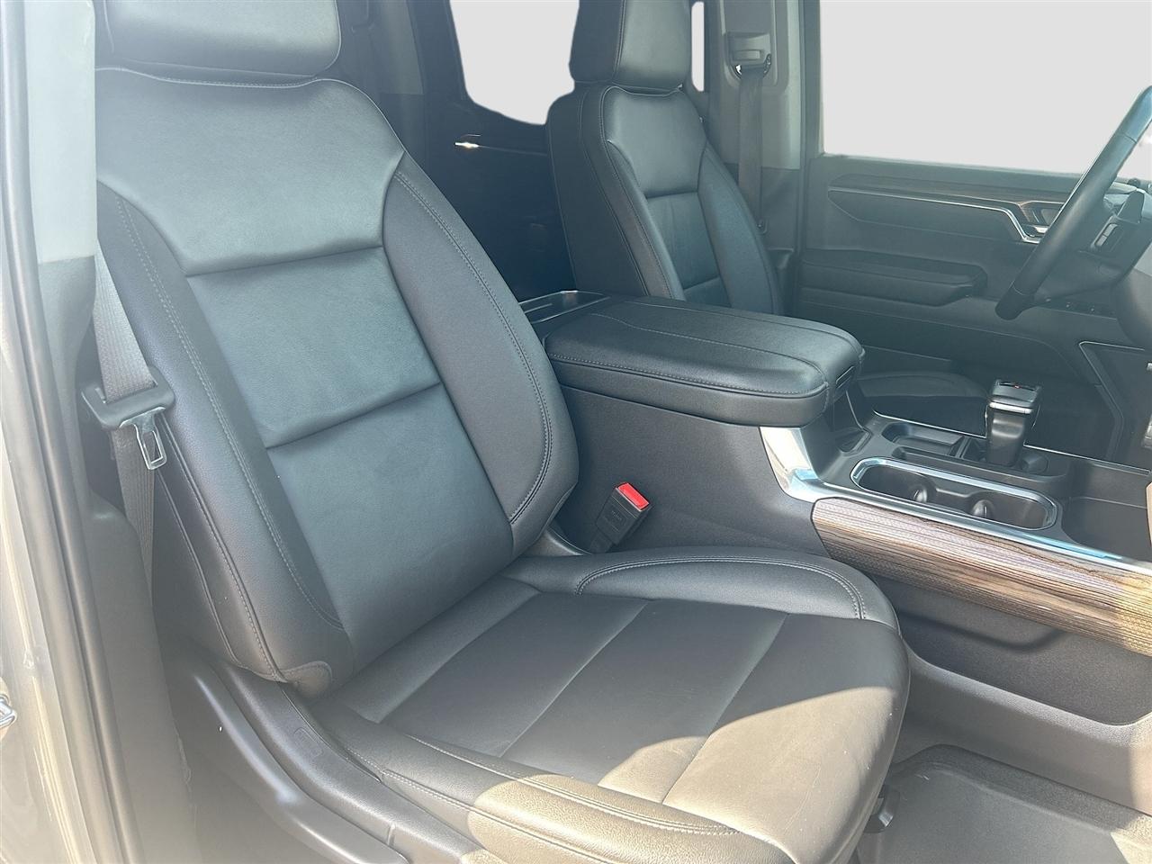 Chevrolet Silverado 1500 4WD Crew Cab 147" LT Trail Boss 2024
