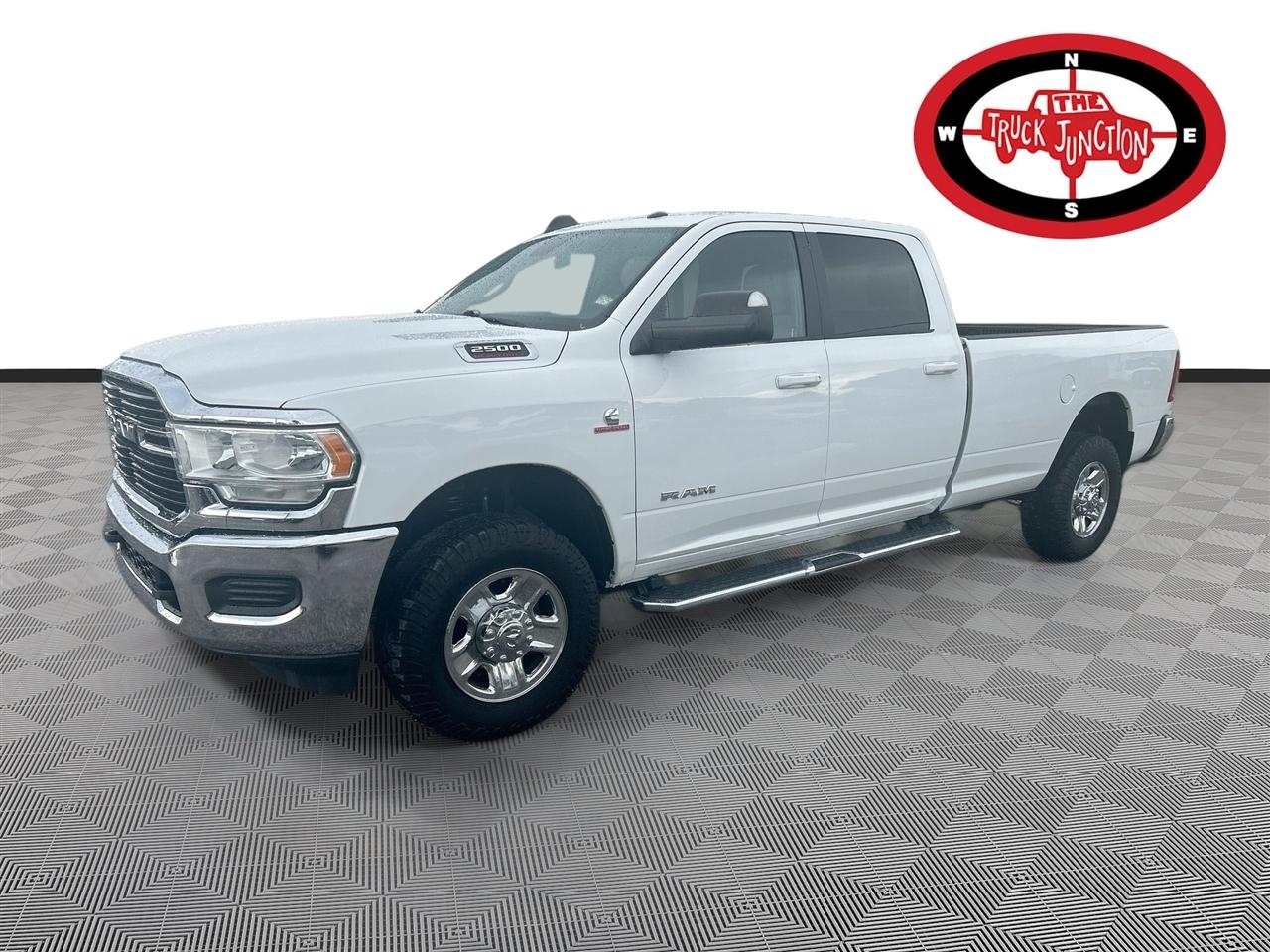 RAM 2500 Big Horn 4x4 Crew Cab 8' Box 2021