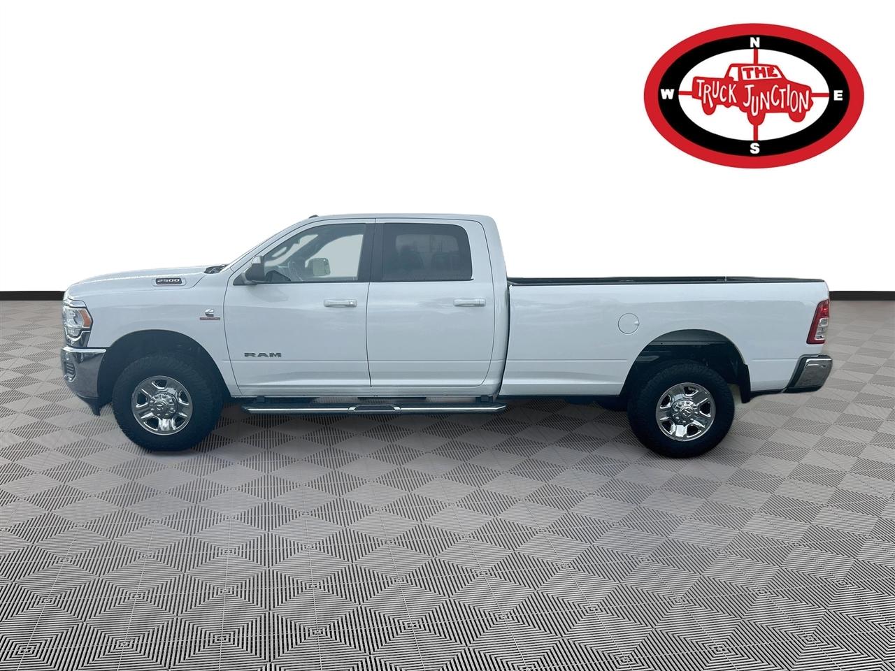 RAM 2500 Big Horn 4x4 Crew Cab 8' Box 2021
