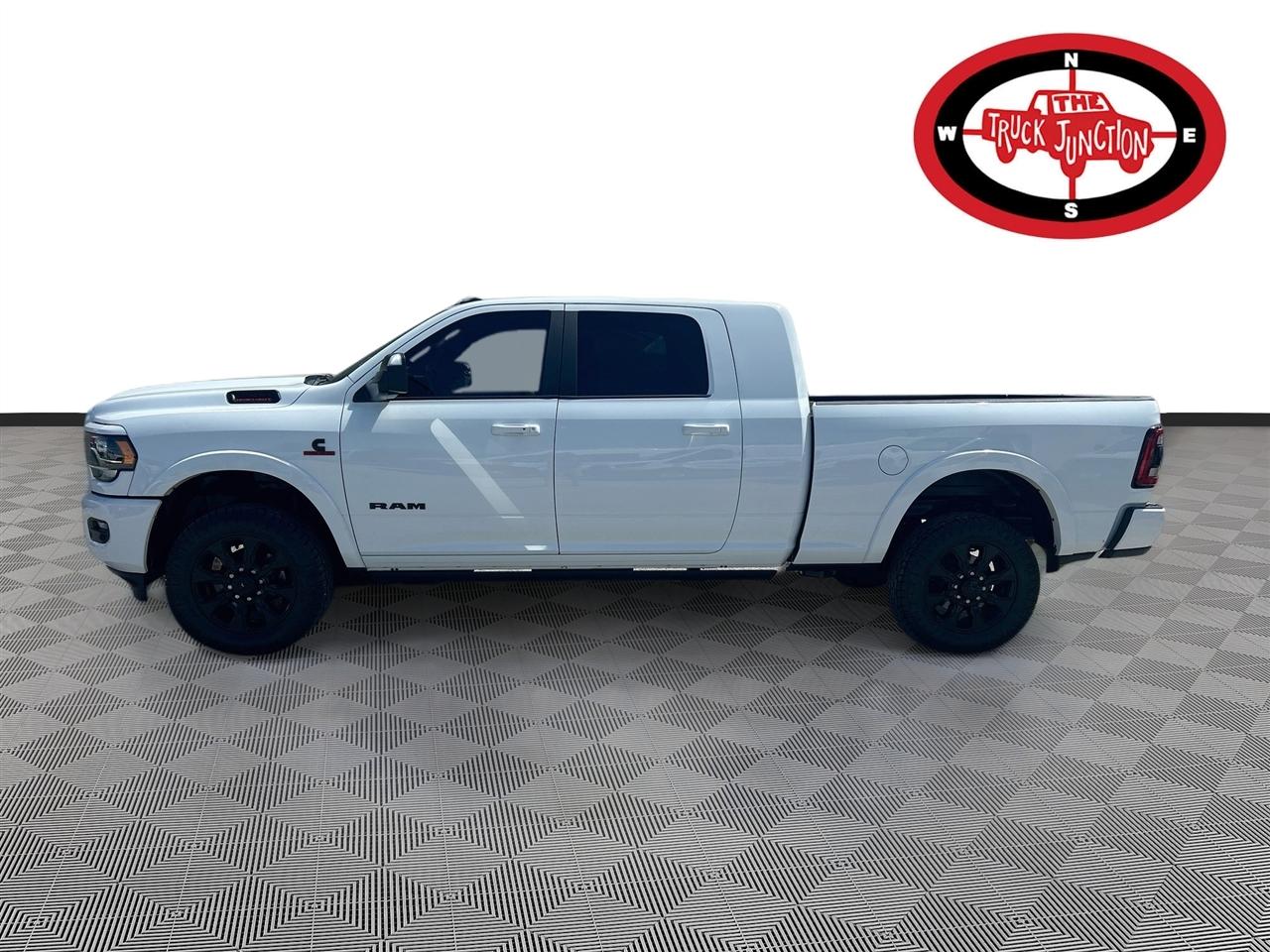 RAM 2500 Limited 4x4 Mega Cab 6'4" Box 2022