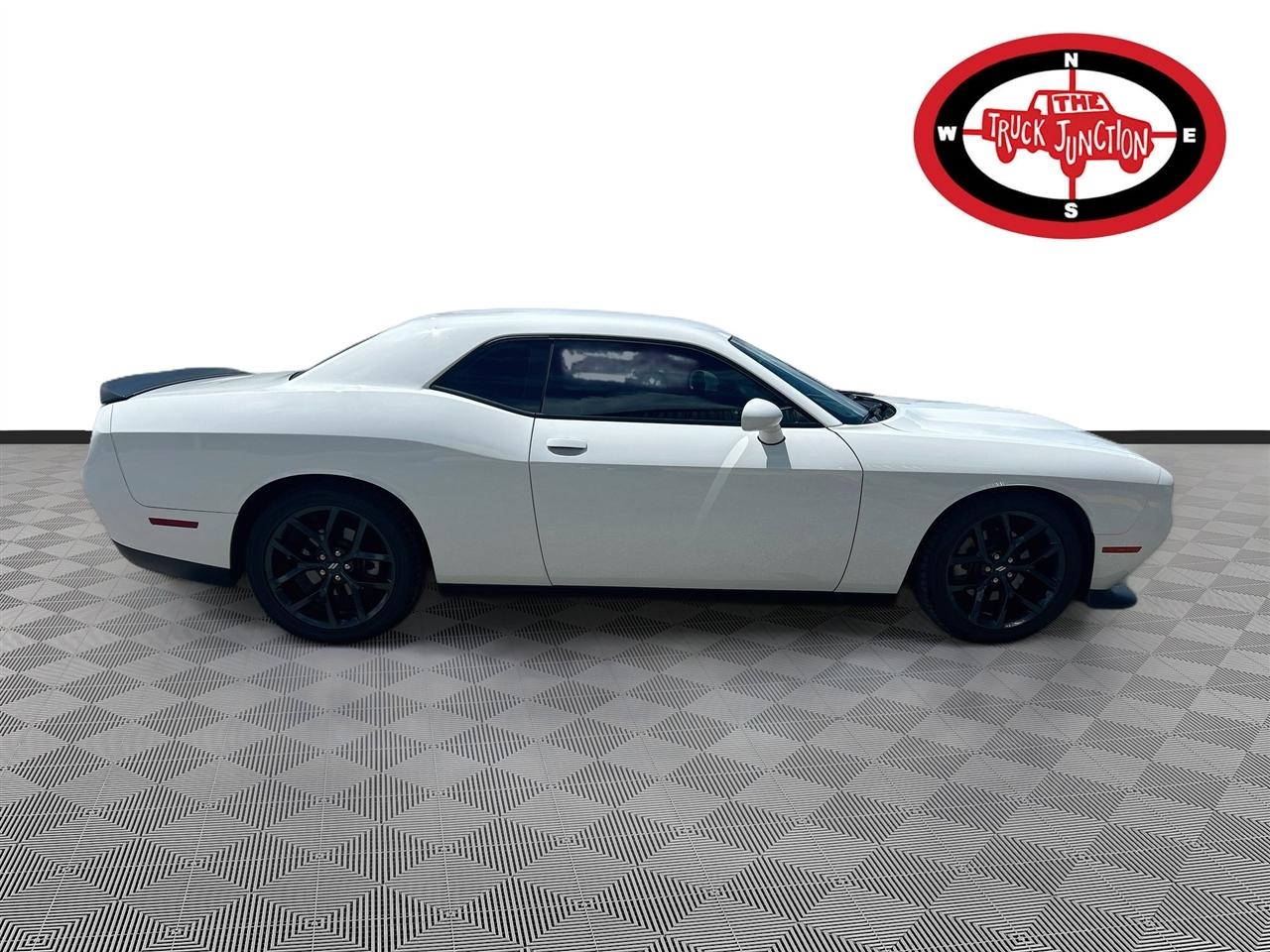 Dodge Challenger GT RWD 2021