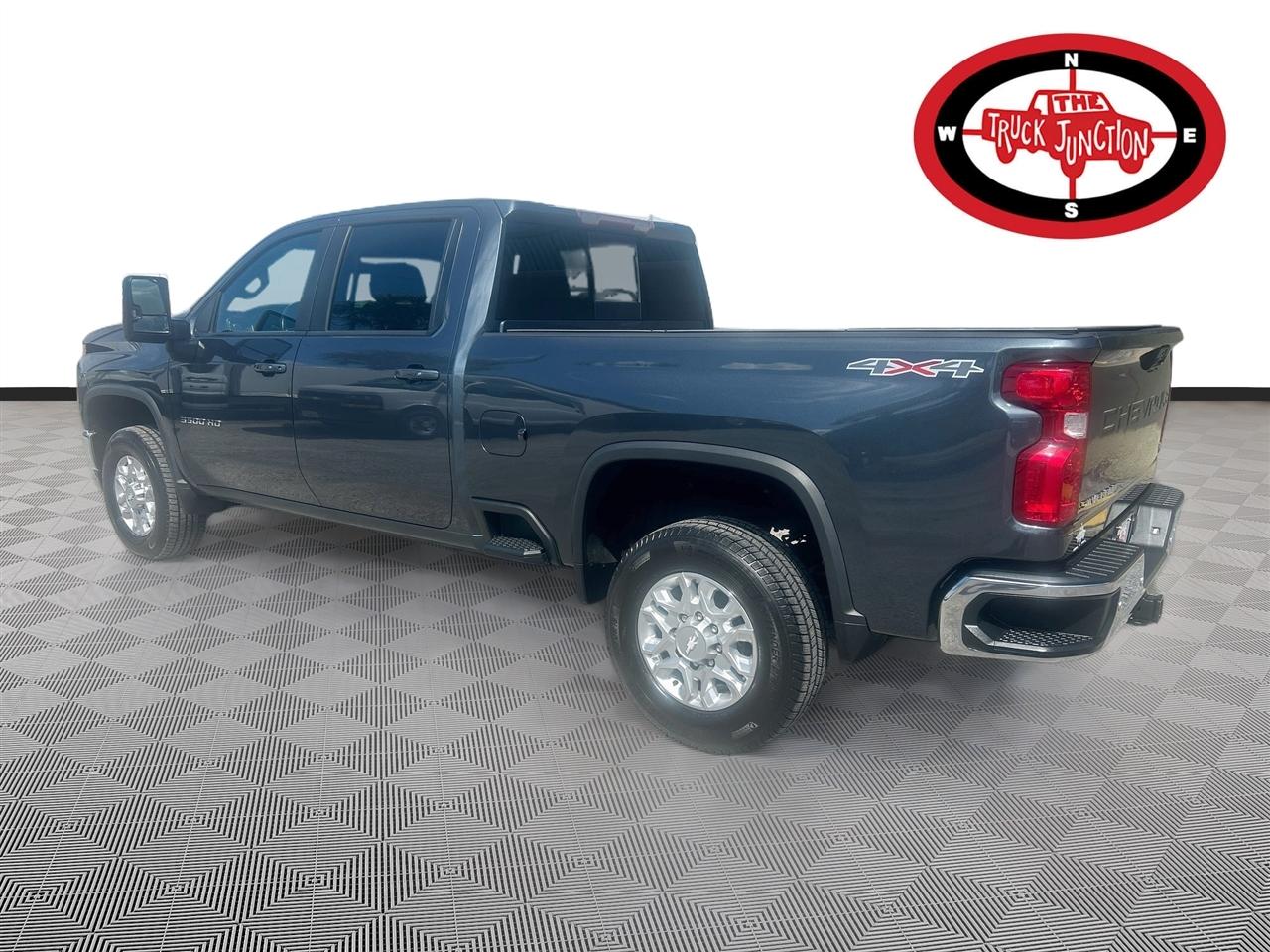 Chevrolet Silverado 3500HD 4WD Crew Cab 159" LT 2020