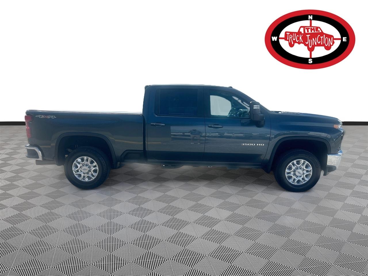 Chevrolet Silverado 3500HD 4WD Crew Cab 159" LT 2020