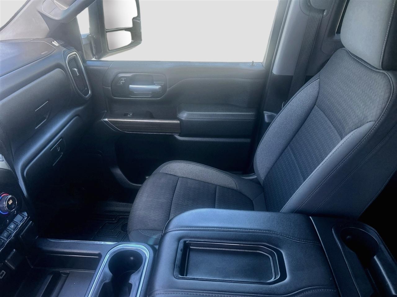 Chevrolet Silverado 3500HD 4WD Crew Cab 159" LT 2020