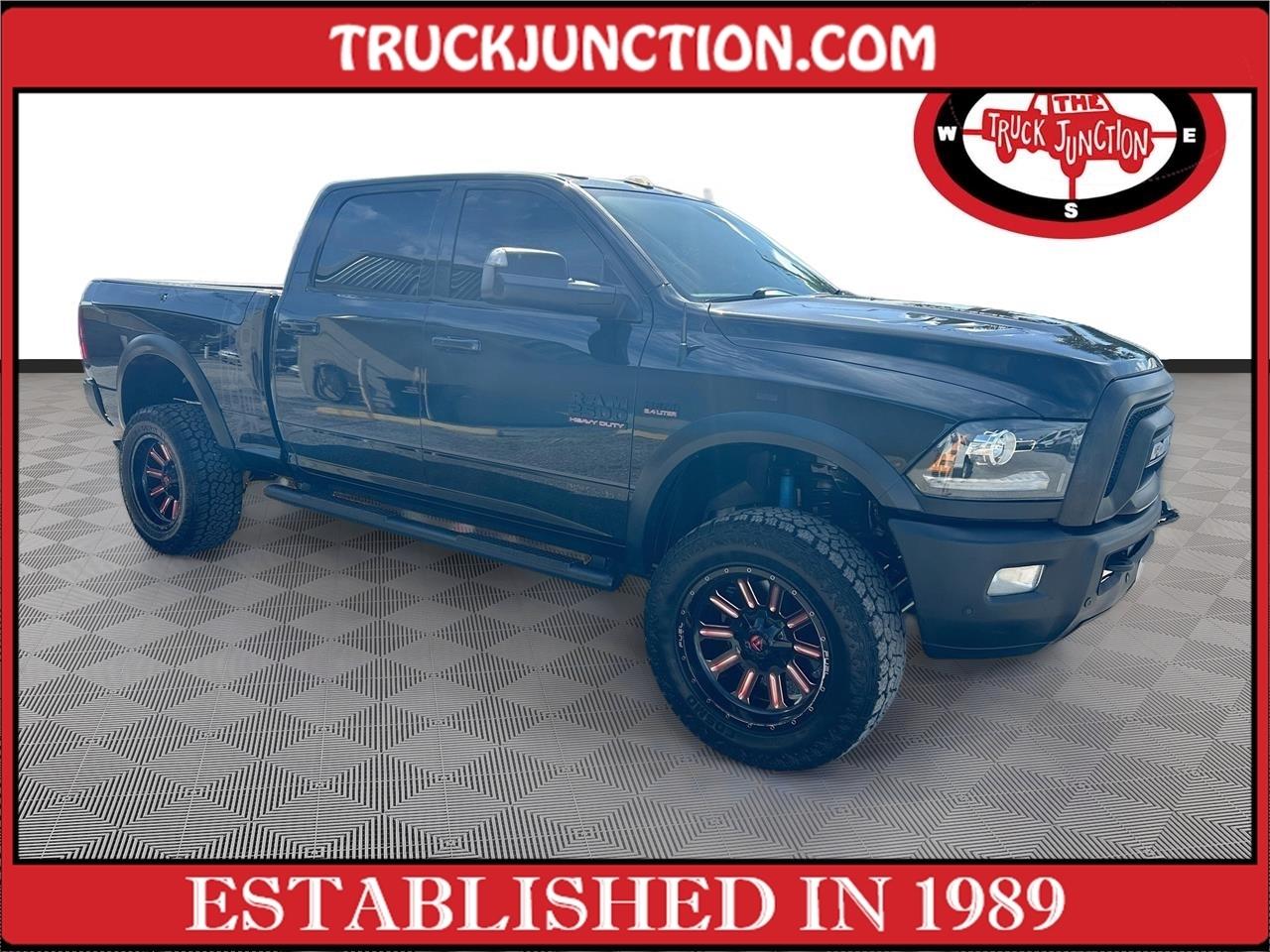 RAM 2500 Power Wagon 4x4 Crew Cab 6'4" Box 2018