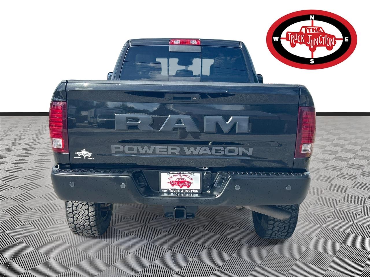 RAM 2500 Power Wagon 4x4 Crew Cab 6'4" Box 2018
