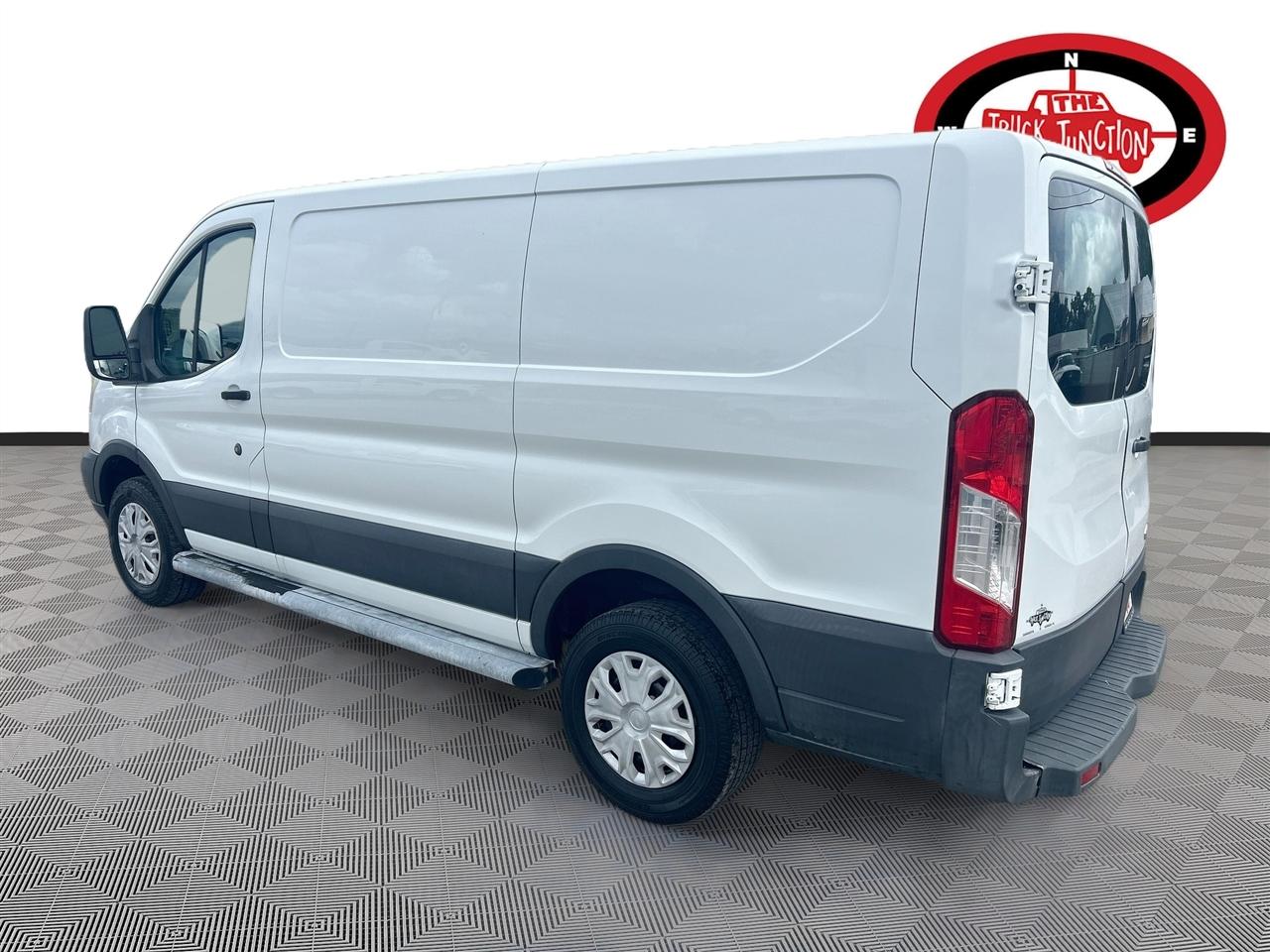 Ford Transit Cargo Van T-250 130" Low Rf 9000 GVWR Swing-Out RH Dr 2015