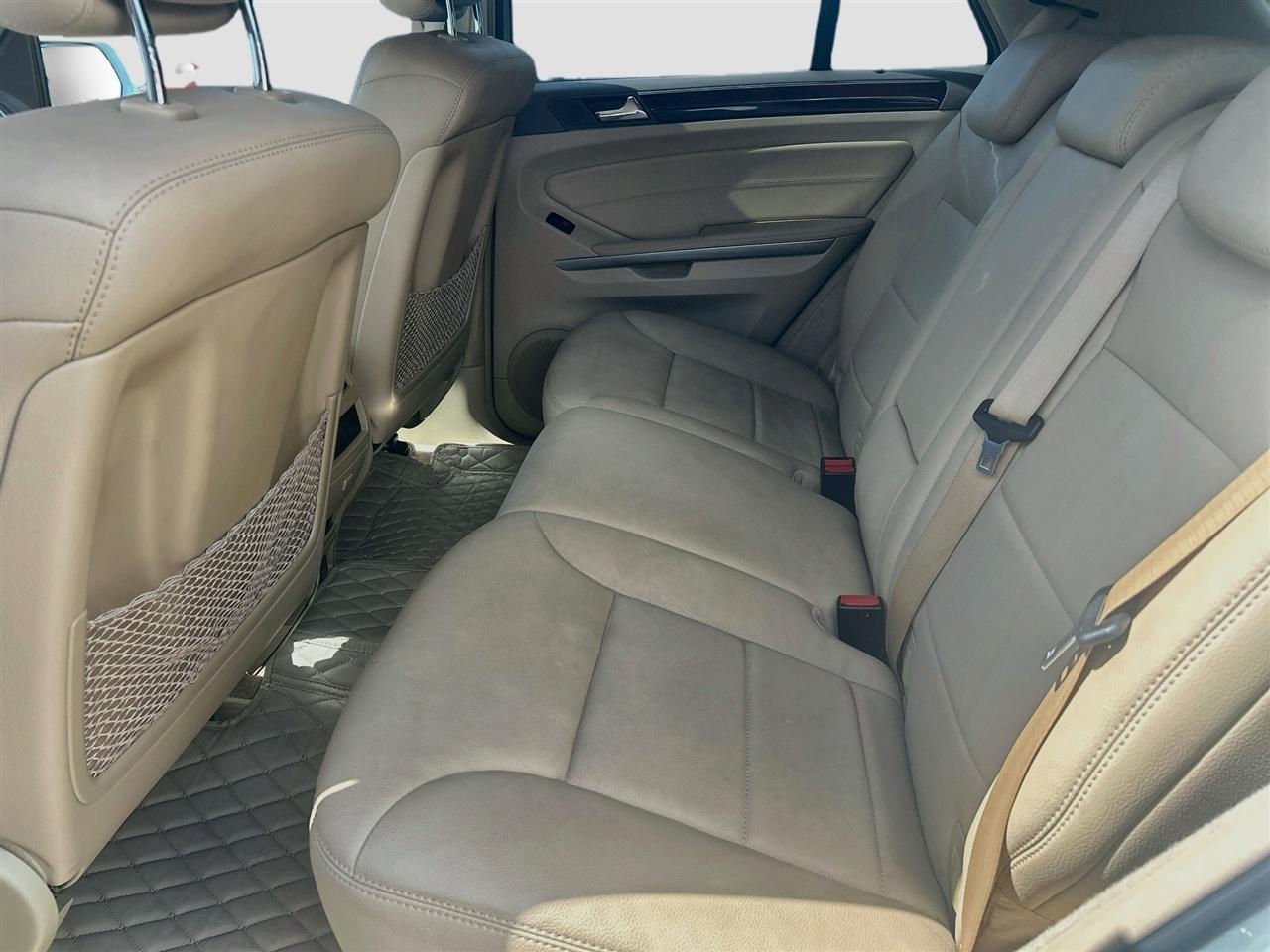 Mercedes-Benz M-Class RWD 4dr ML 350 2010