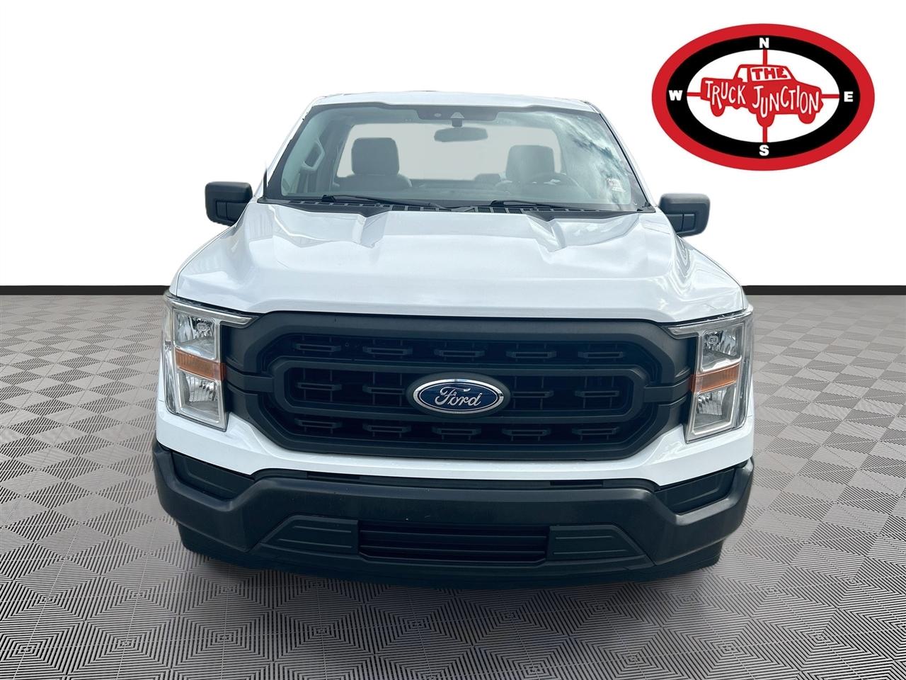 Ford F-150 XLT 2WD Reg Cab 8' Box 2021